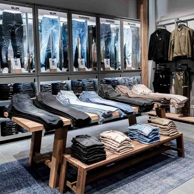 Stort udvalg af stilfulde jeans hos Jack & Jones på Nørrebro.